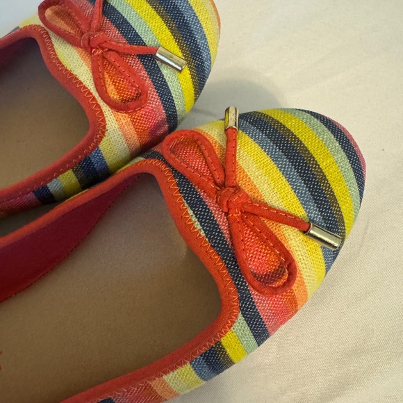 AK Anne Klein Sport Striped Ballet Flats‎ 9.5 Red Bow Accent Cute Shoes - Picture 3 of 8